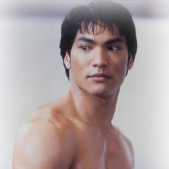 Portrait of Jason Scott Lee