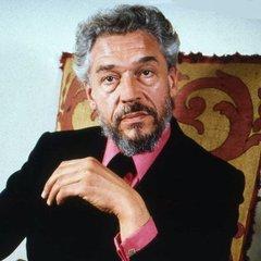 Portrait of Paul Scofield