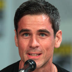 Portrait of Eddie Cahill