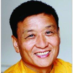Portrait of Tenzin Wangyal Rinpoche
