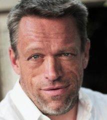 Portrait of Brian Thompson