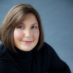 Portrait of Kim Edwards