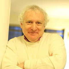 Portrait of Jeffrey Robinson