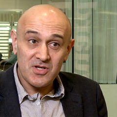 Portrait of Jim Al-Khalili