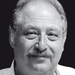 Portrait of Yossi Vardi