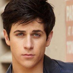 Portrait of David Henrie
