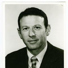Portrait of Paul Berg