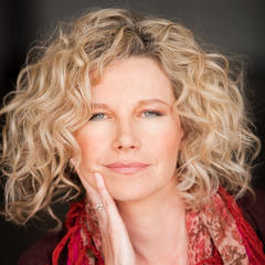 Portrait of Tatjana Soli