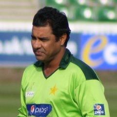 Portrait of Waqar Younis