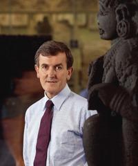 Portrait of Neil MacGregor