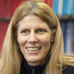 Portrait of Marla Runyan