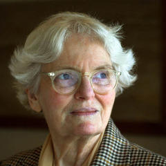 Portrait of Denise Scott Brown