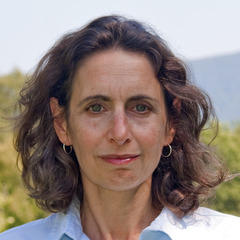 Portrait of Elizabeth Kolbert