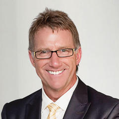 Portrait of Phil Pringle