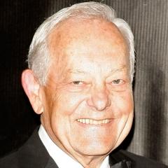 Portrait of Bob Schieffer