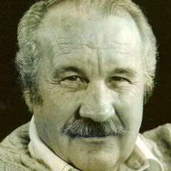Portrait of Ray Stedman