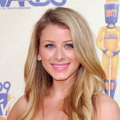 Portrait of Lo Bosworth