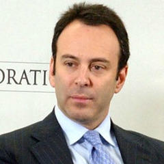 Portrait of Edward Lampert