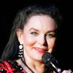 Portrait of Crystal Gayle