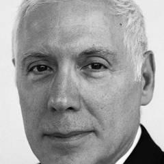 Portrait of Stephen Grosz