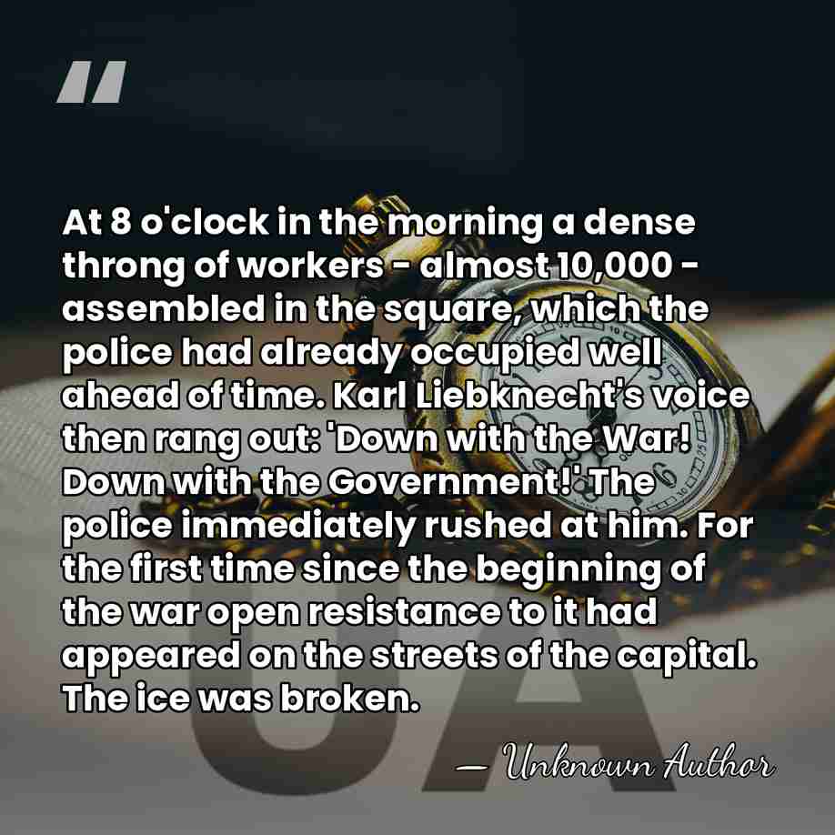 At 8 o'clock in the morning a dense throng of workers -&hellip; - Paul Frolich