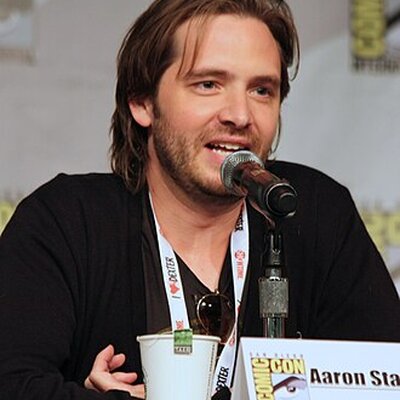 Portrait of Aaron Stanford