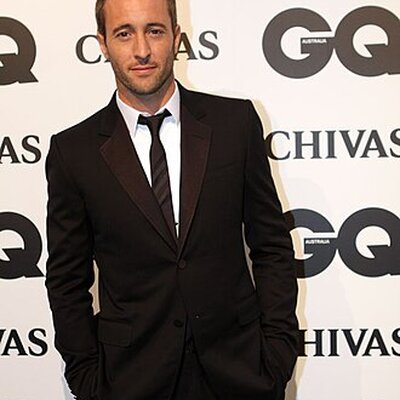 Portrait of Alex O'Loughlin