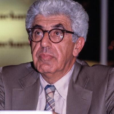 Portrait of Barry Commoner