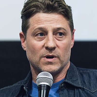 Portrait of Ben McKenzie