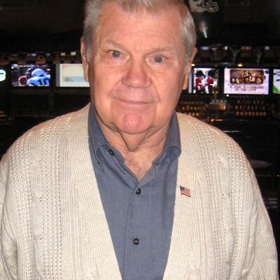 Portrait of Bob Hastings
