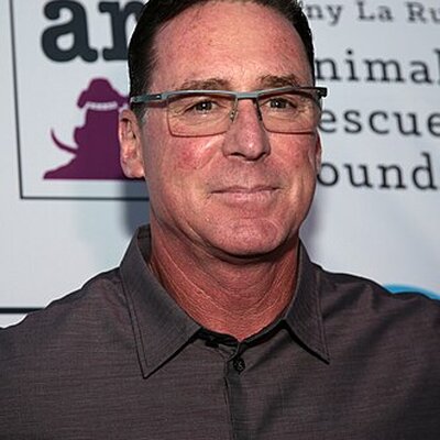 Portrait of Bob Melvin