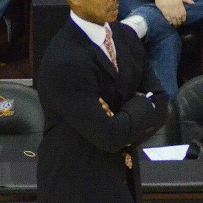 Portrait of Byron Scott