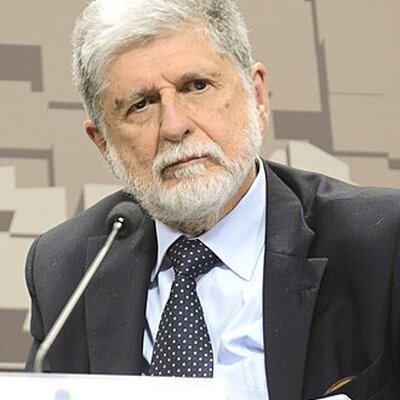 Portrait of Celso Amorim