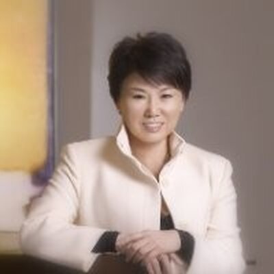Portrait of Chin-Ning Chu