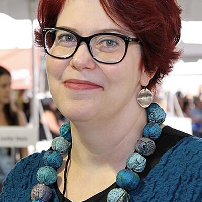Claudia Gray