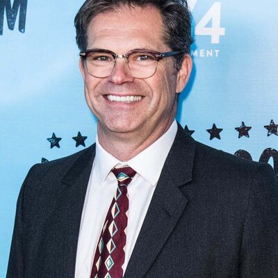 Portrait of Dana Gould