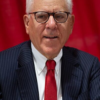 Portrait of David Rubenstein