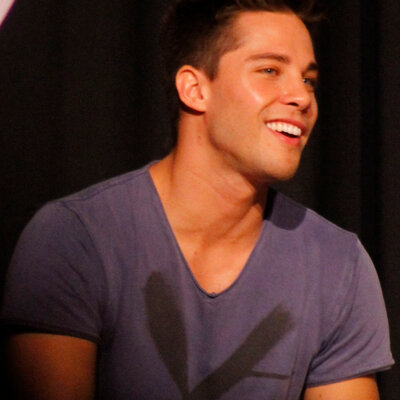 Portrait of Dean Geyer