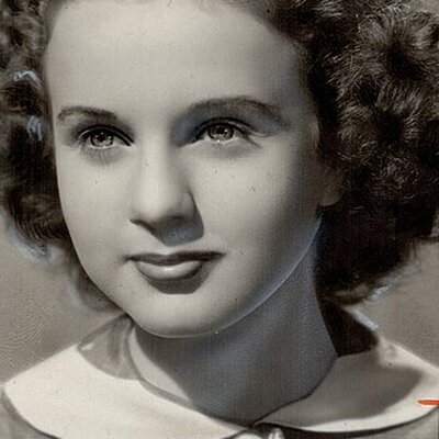 Portrait of Deanna