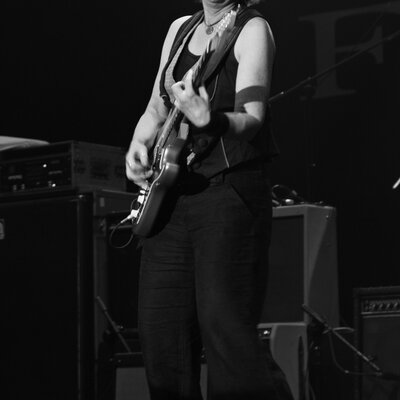 Portrait of Debbie Davies