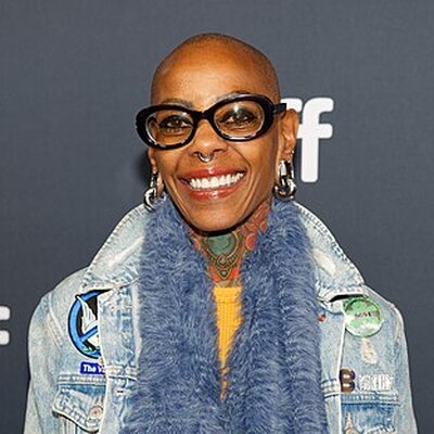 Portrait of Debra Wilson