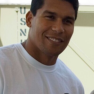 Portrait of Donnie Edwards
