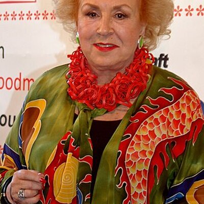 Portrait of Doris Roberts
