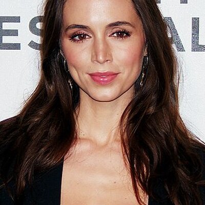 Eliza Dushku