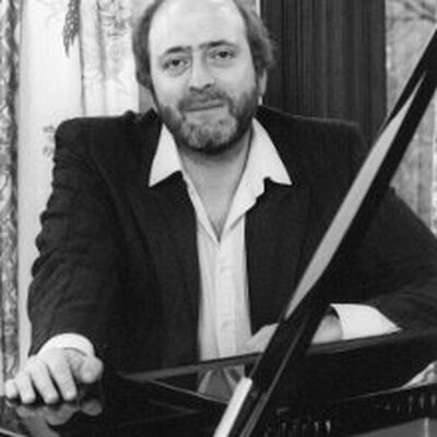 Portrait of Eric Woolfson