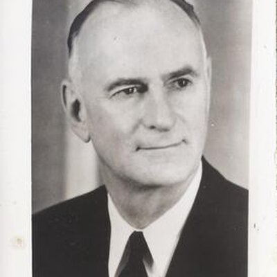 Portrait of Frank E. Gaebelein