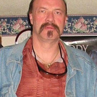 Portrait of Garry Robbins