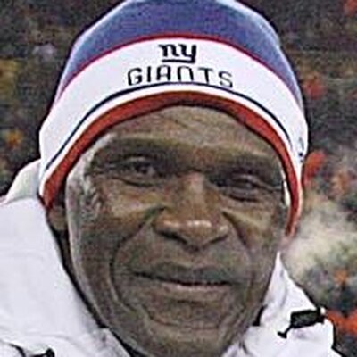 Portrait of Harry Carson