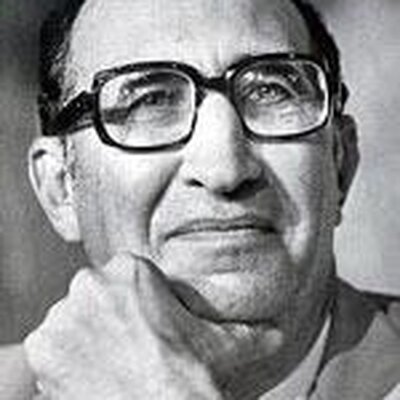 Portrait of Hollis Alpert