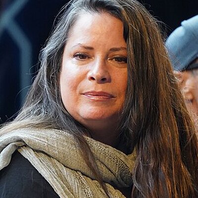 Portrait of Holly Marie Combs